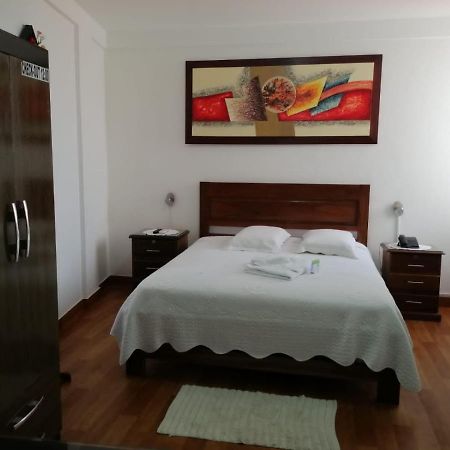 סנטה קרוז דה לה סיירה Buen Retiro Apart Hotel מראה חיצוני תמונה