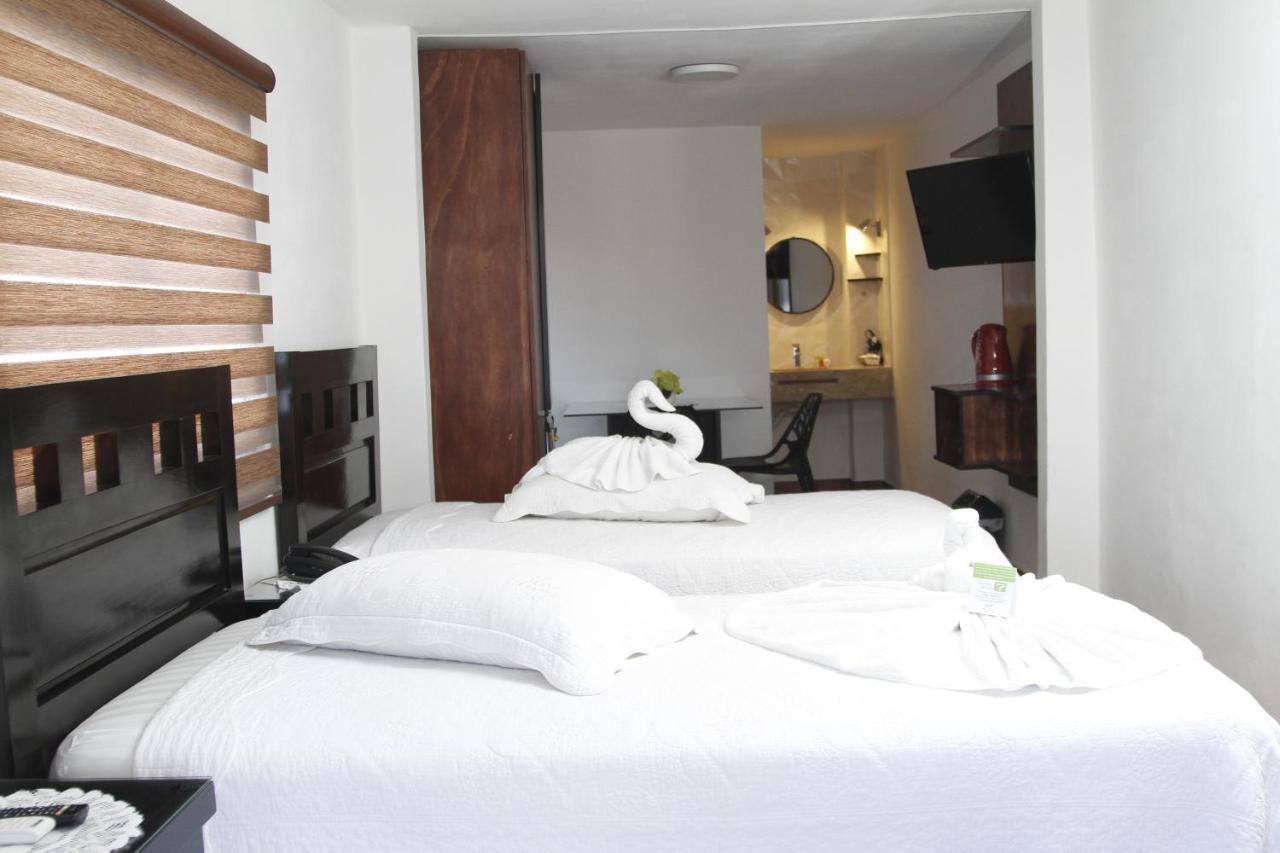 סנטה קרוז דה לה סיירה Buen Retiro Apart Hotel מראה חיצוני תמונה